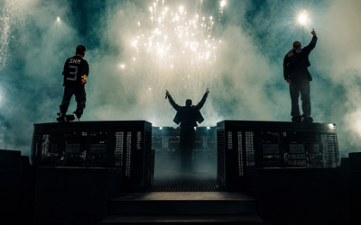 "Happiness Is So Sad": explicando o paradoxo por trás do novo single do Swedish House Mafia
