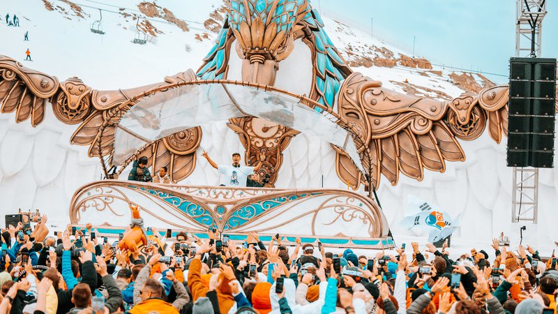 Com 8 palcos e quase 100 artistas, Tomorrowland Winter 2024