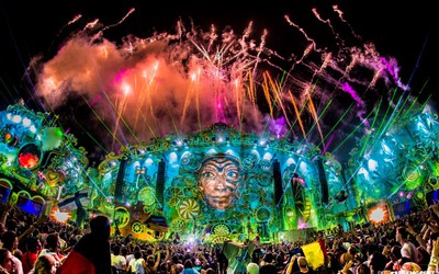 Jornal belga afirma que Tomorrowland já tem palco construído e recebe subsídio do governo no valor de 1,8 milhão