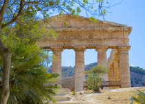 Dicas de festivais gringos com os cenários mais exóticos para ir em 2026