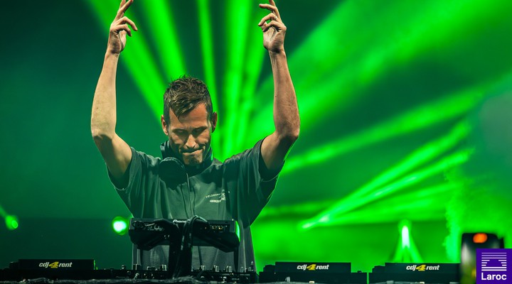 Kaskade no Laroc Guarujá em 2024