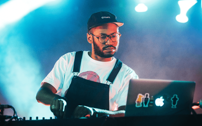 Kaytranada faz história e vence duas categorias de Dance Music no Grammy
