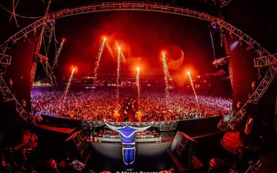 Alok bate recorde de lasers em um show nacional durante o Lollapalooza Brasil 2022