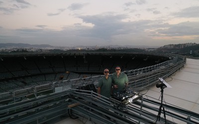 Anderson Noise e Renato Ratier conversam e reprisam live no Mineirão, que comemora 56 anos