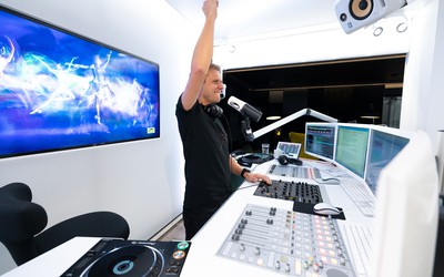 Armada Music lança série de podcast sobre a indústria musical chamada "Behind The Beats"