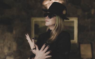 “Wicked Dreams”: Marian Flow encerra 2025 transformando sonhos em som