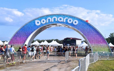 Bonnaroo Festival oferece serviços de casamento durante evento