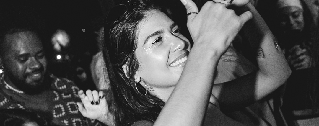 Nossa Casa transmite Brasil x Haiti e recebe All Night Lou com Victor Lou nesta sexta-feira em São Paulo