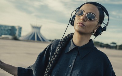 Camila Jun apresenta live set no Museu Nacional da República em Brasília