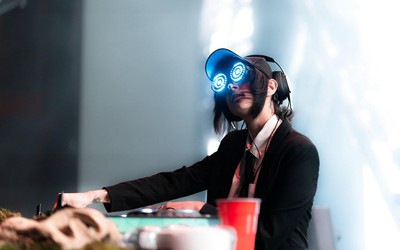 Rezz agora tem sua própria gravadora, intitulada “HypnoVizion”
