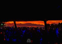 Do mar pra pista com Vintage Culture: como o Dhun Club se estabeleceu com relevância na cena catarinense em apenas um ano