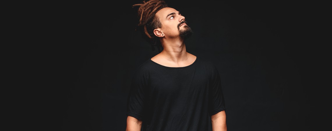 Com influências do electro techno dos anos 2000, DJ Glen reafirma nova era da Discotech em “From Out Of Space”