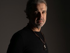 BRVNOV: produtor brasileiro acaba de lançar um remix oficial para Hernan Cattaneo