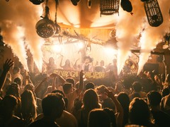 Safari Beach Jurerê celebra feriado com DJ francês Apache