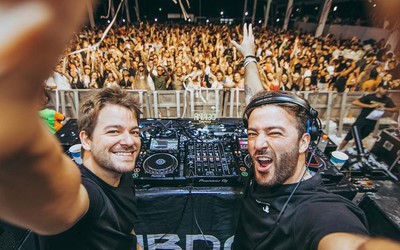 Dubdogz estreia no EDC México nesta sexta (25); festival espera mais de 200 mil pessoas