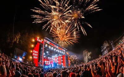 180 mil visitantes celebraram o EXIT Festival, 1º grande festival europeu do ano