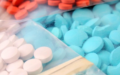 Novo estudo sugere que ecstasy pode ser usado para tratar alcoolismo