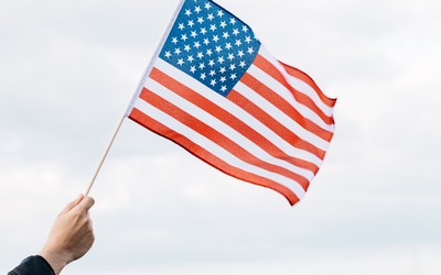 Estados Unidos reabrem fronteiras a partir de novembro e brasileiros poderão viajar ao país