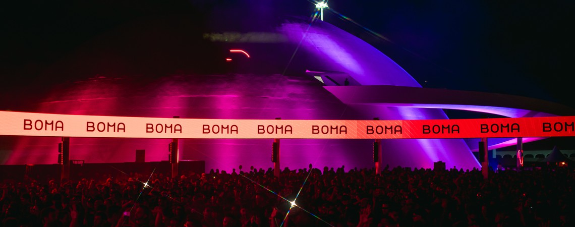 Maceo Plex, Mochakk, Desiree e mais: BOMA retorna a Brasília em maio com curadoria autoral, sofisticação cultural e uma pista pensada como experiência