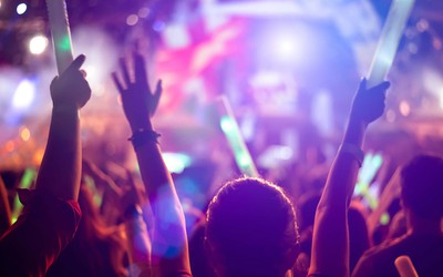 Em situação pandêmica ainda desfavorável, Santa Catarina libera eventos com mais de 500 pessoas