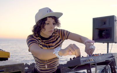Giorgia Angiuli apresenta live em local especial na Itália nesta quinta (13)