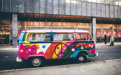 House Music e vinil em São Paulo: High Line promete te levar aos anos 70 neste domingo (24)