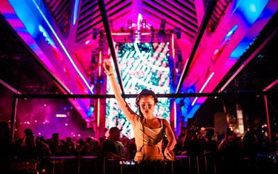 Festival no Caribe, tour com Laurent Garnier, datas internacionais e EP marcam o começo do ano de Eli Iwasa