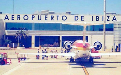 Bares e restaurantes em Ibiza poderão reabrir a partir de 05 de março