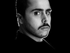 Minimalismo, groove e intensidade: o novo momento de Krishna Baby