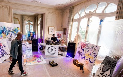Florian Picasso ilumina ateliê de Pablo Picasso em transmissão ao vivo exclusiva
