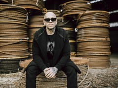 Suporte de lendas: Carl Craig e Moodymann tocam nova track do brasileiro White Sheep em três gigs pelo país