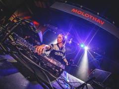 Em um dos maiores momentos de sua carreira, Molothav divide palco com Amelie Lens, reencontra Space 92 em novo B2B e amplia sua ascensão internacional
