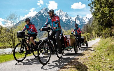 Manu Delago realiza iniciativa ecológica percorrendo mais de 1.000 km de bicicleta