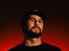 Maz assume pista após Jamie Jones no Space Miami e mostra sua versatilidade como DJ