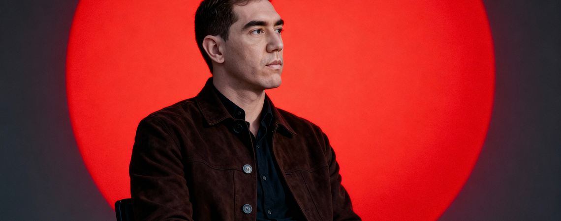 Groove, guitarras e pegada Disco: Nato Medrado estreia na CONTROVERSIA com "I Will Pray For You"