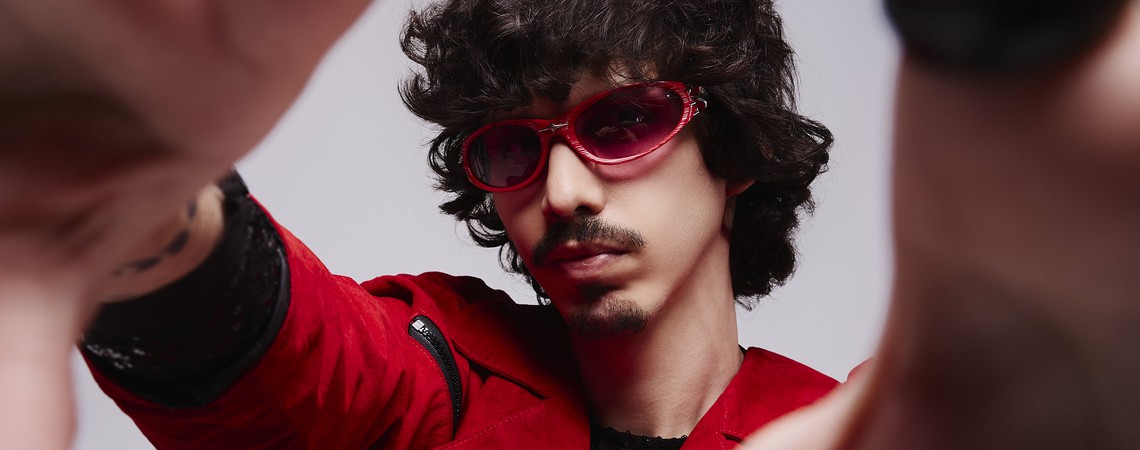 Lançamento de peso: HeyDoc! se aproxima do techno em estreia pela HEXAGON de Don Diablo