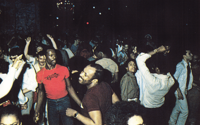 O que aconteceu com os passinhos de dança das antigas boates?