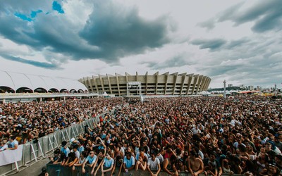 Senado aprova projeto que beneficia setores de evento e turismo