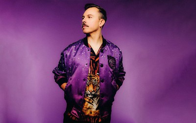 Ausländer, tradicional festa de Halloween, apresenta Purple Disco Machine em São Paulo