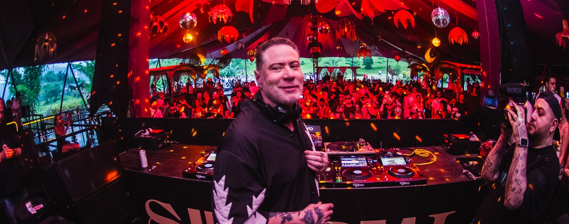 Ratier & Friends 360: um palco que muda a forma de viver e sentir a energia da pista