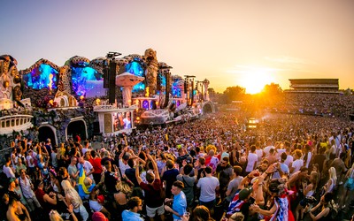 Tomorrowland 2022 anuncia line-up completo com 12 brasileiros
