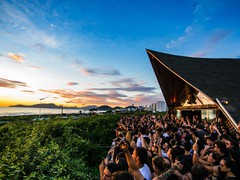 Contagem regressiva: último fim de semana do Warung Beach Club acontece em junho na Praia Brava