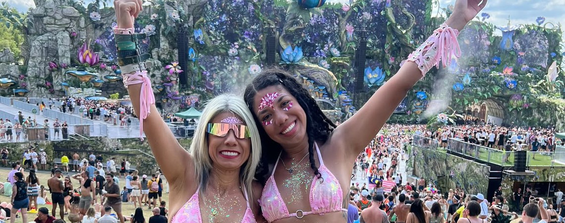 Mãe, filha e a pista de dança: como a paixão pela música eletrônica reescreveu uma história de família