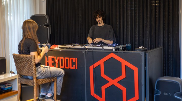 HeyDoc! e Bia Lasmar - Foto: Divulgação