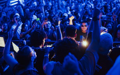 D-EDGE Rio amplia horizontes com primeira noite de psytrance e retorno do Bloco do Tubarão