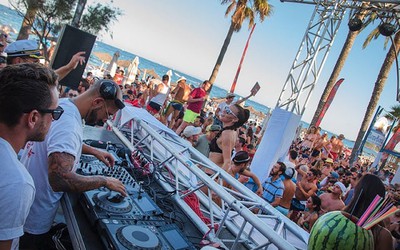 Passaporte de vacina de Ibiza funcionará a partir de junho
