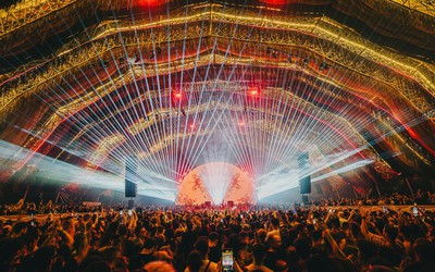 Surreal Park reúne grandes estrelas do cenário global para celebrar seus 4 anos, dia 29 de dezembro