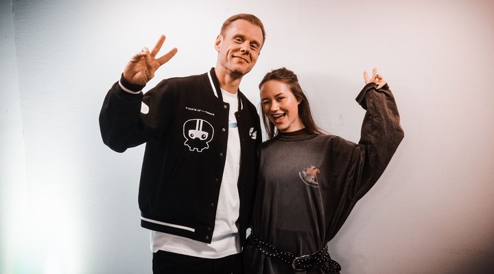 Armin van Buuren e Olive Anguz