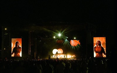 Tinlicker lança single ‘Reborn’, terceira amostra do seu 4º álbum