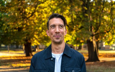 Tristan Hunt lança serviço de treinamento de TDAH para a indústria da música